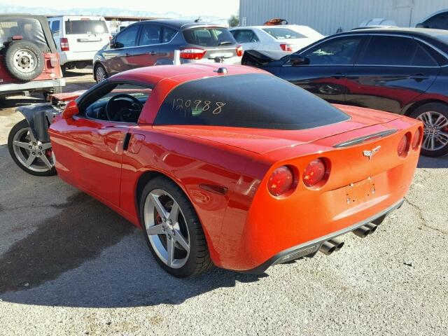 1G1YY24UX55133355 - 2005 CHEVROLET CORVETTE RED photo 3