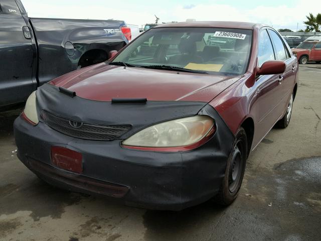 4T1BE32K32U066866 - 2002 TOYOTA CAMRY LE MAROON photo 2