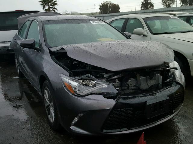 4T1BF1FKXHU728091 - 2017 TOYOTA CAMRY LE GRAY photo 1