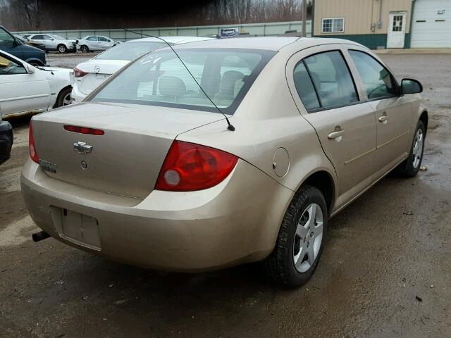 1G1AK55F377319248 - 2007 CHEVROLET COBALT LS GOLD photo 4