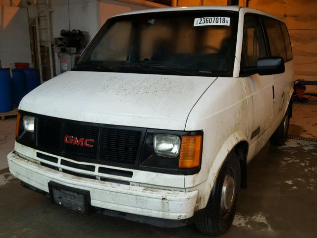 1GKDM15Z2MB530763 - 1991 GMC SAFARI WHITE photo 2