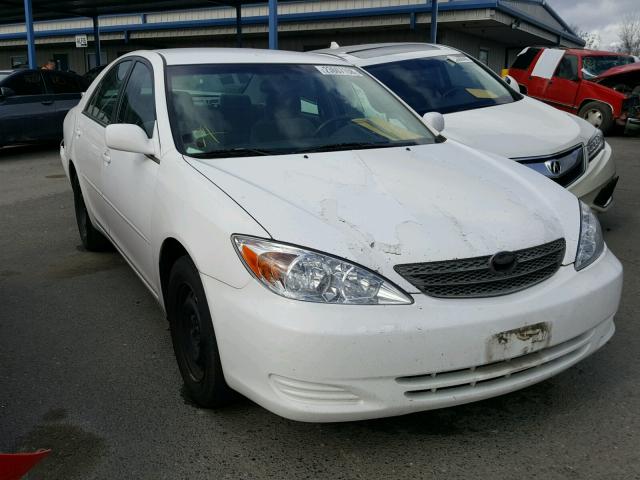 4T1BE32K82U030235 - 2002 TOYOTA CAMRY LE WHITE photo 1