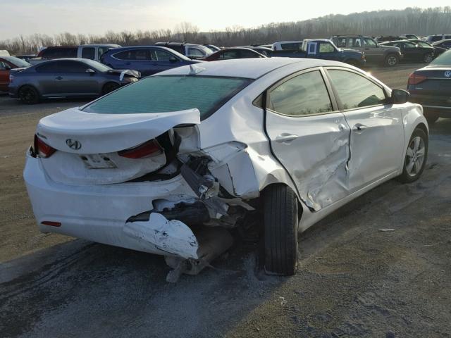 5NPDH4AE7DH431133 - 2013 HYUNDAI ELANTRA GL WHITE photo 4