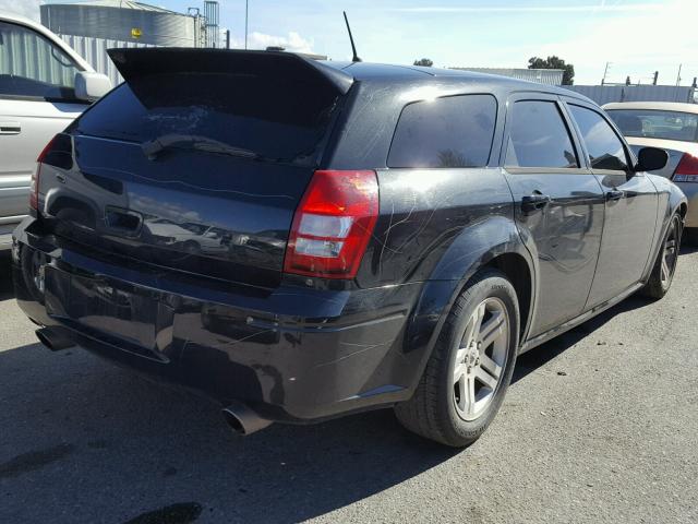 2D4FV47TX8H169813 - 2008 DODGE MAGNUM BLACK photo 4