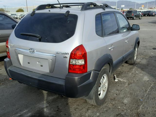 KM8JN12DX6U305417 - 2006 HYUNDAI TUCSON GLS SILVER photo 4