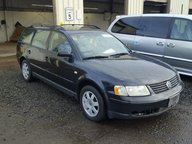 WVWNA63B8XE246309 - 1999 VOLKSWAGEN PASSAT GLS BLACK photo 1