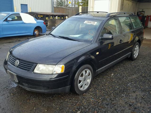 WVWNA63B8XE246309 - 1999 VOLKSWAGEN PASSAT GLS BLACK photo 2