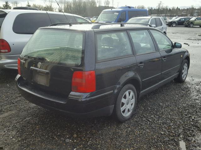 WVWNA63B8XE246309 - 1999 VOLKSWAGEN PASSAT GLS BLACK photo 4