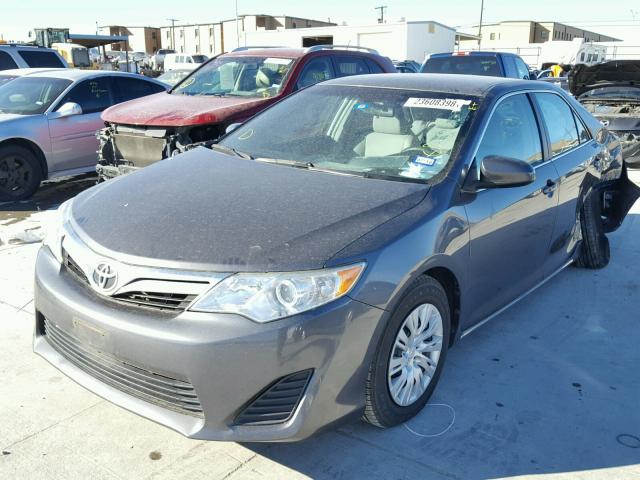 4T1BF1FK9EU814665 - 2014 TOYOTA CAMRY L GRAY photo 2