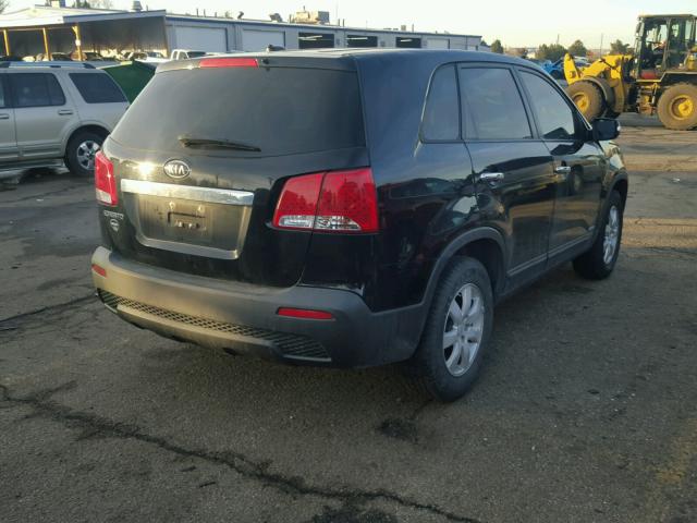 5XYKTCA10BG179811 - 2011 KIA SORENTO BA BLACK photo 4