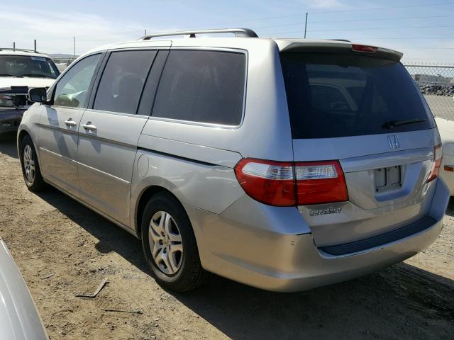 5FNRL38426B452677 - 2006 HONDA ODYSSEY EX SILVER photo 3