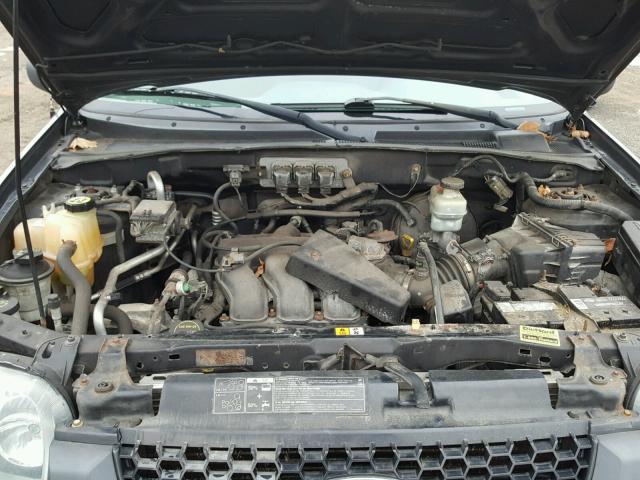 1FMYU93145KD75543 - 2005 FORD ESCAPE XLT GRAY photo 7