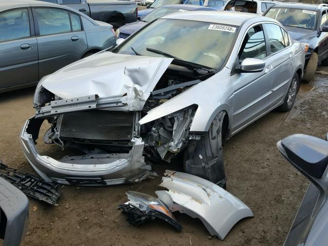 1HGCP2F45CA209314 - 2012 HONDA ACCORD LXP SILVER photo 2