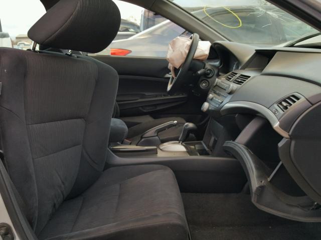 1HGCP2F45CA209314 - 2012 HONDA ACCORD LXP SILVER photo 5