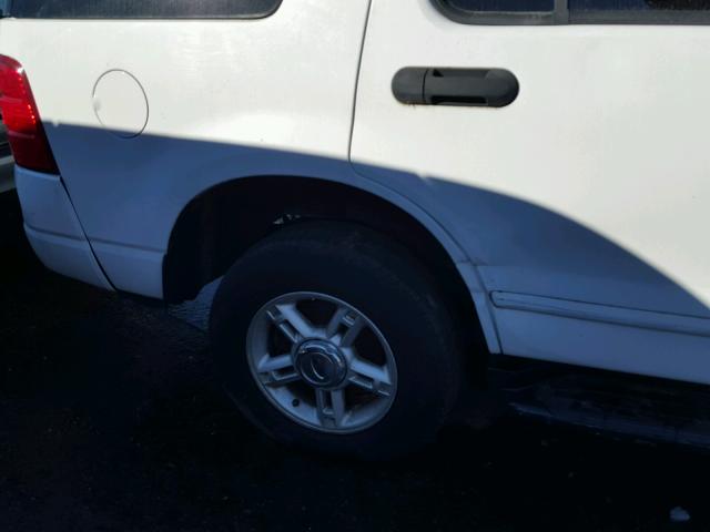 1FMZU73E95UA46031 - 2005 FORD EXPLORER X WHITE photo 9