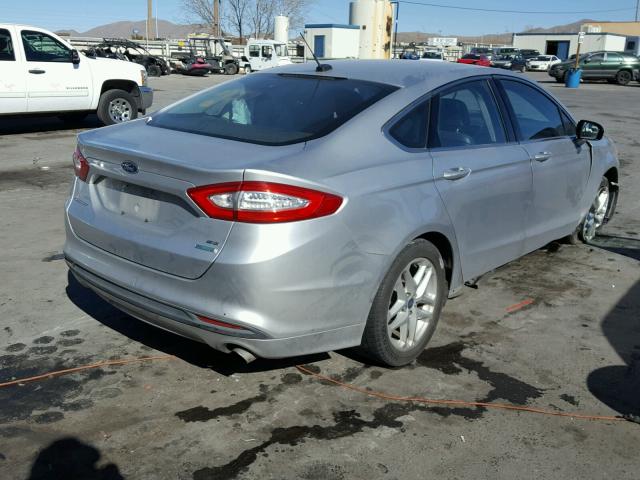 3FA6P0HR6DR327765 - 2013 FORD FUSION SE SILVER photo 4