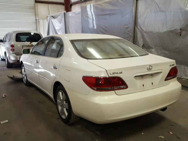 JTHBA30G155057188 - 2005 LEXUS ES 330 WHITE photo 3