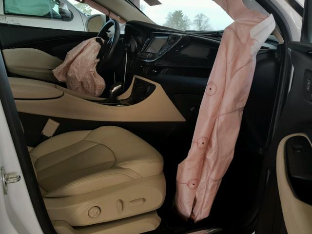 LRBFXBSA0HD018671 - 2017 BUICK ENVISION E WHITE photo 5