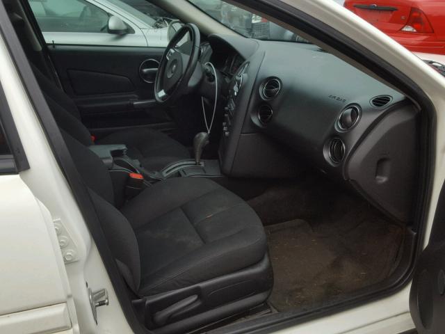 2G2WP552661174783 - 2006 PONTIAC GRAND PRIX WHITE photo 5