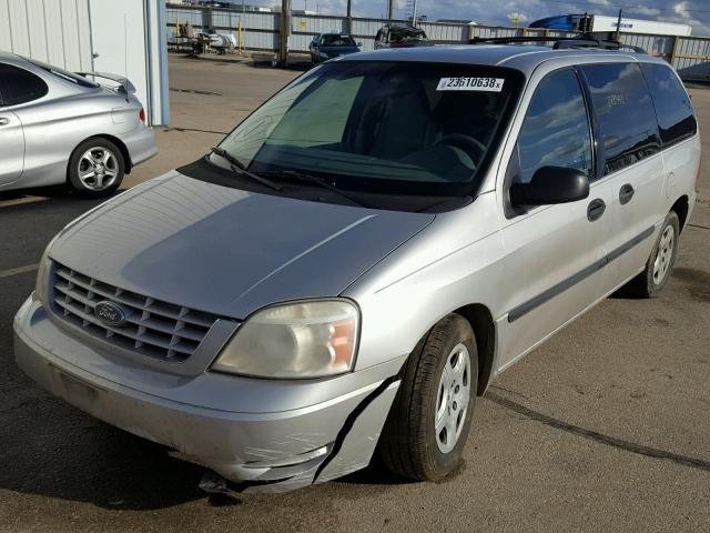 2FMZA51624BA19816 - 2004 FORD FREESTAR S SILVER photo 2