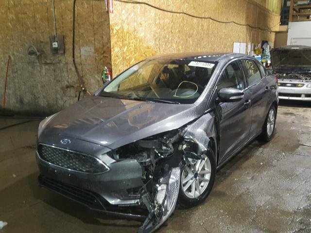 1FADP3F26HL223618 - 2017 FORD FOCUS SE GRAY photo 2