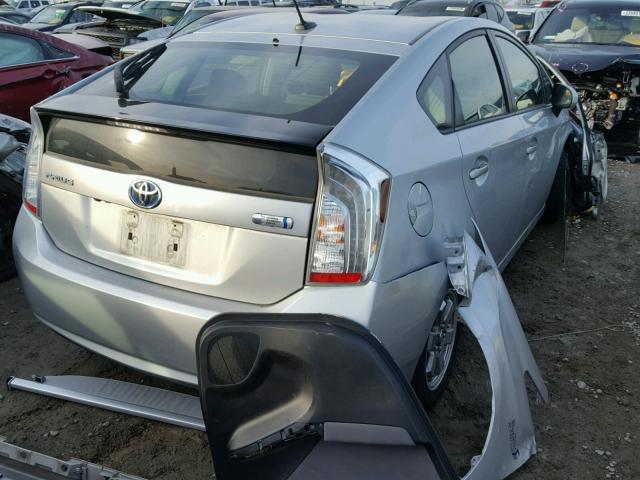 JTDKN3DP5F3073374 - 2015 TOYOTA PRIUS PLUG SILVER photo 4