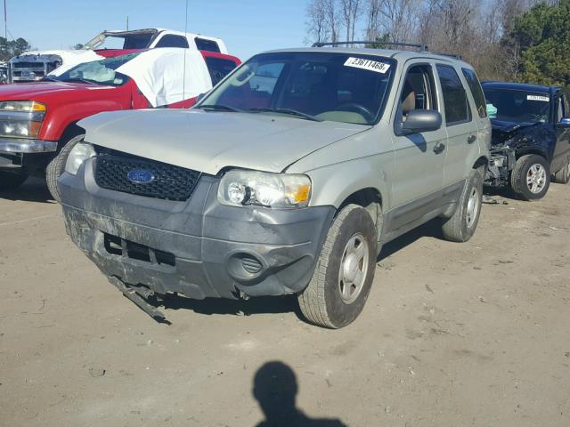 1FMYU02ZX5KB95289 - 2005 FORD ESCAPE XLS SILVER photo 2