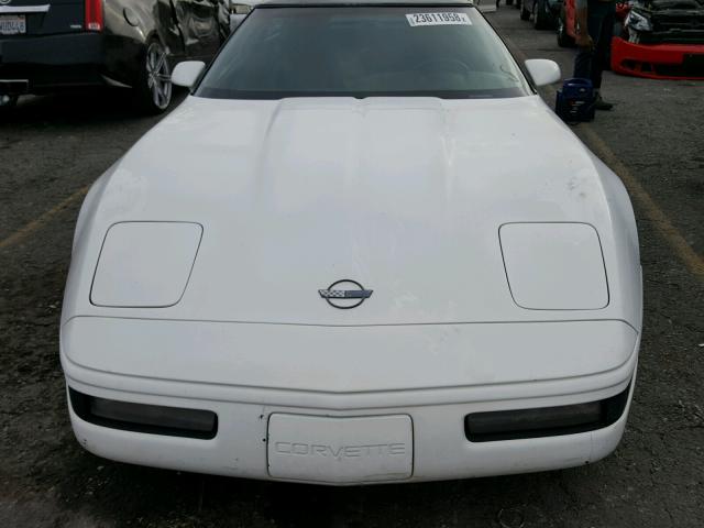 1G1YY23P8N5107817 - 1992 CHEVROLET CORVETTE WHITE photo 10