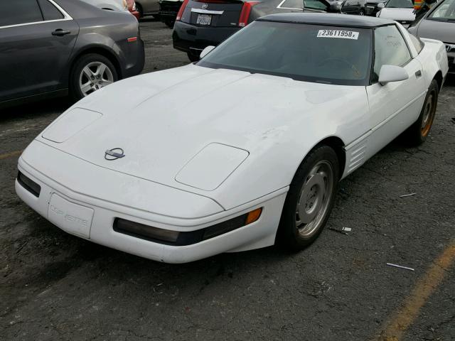 1G1YY23P8N5107817 - 1992 CHEVROLET CORVETTE WHITE photo 2