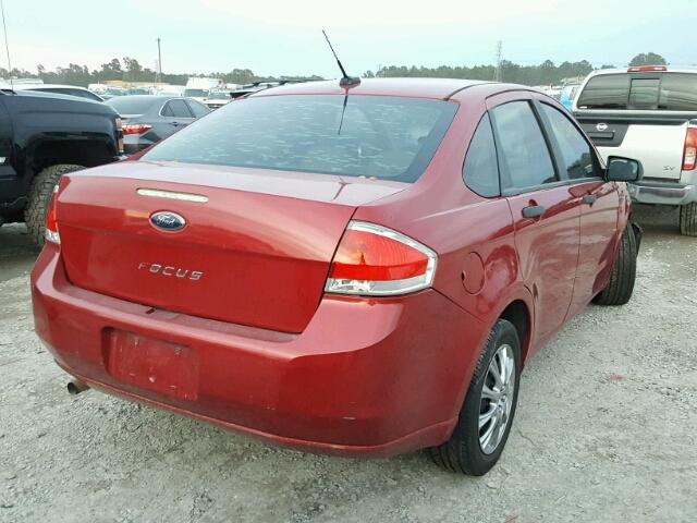 1FAHP3EN1AW134251 - 2010 FORD FOCUS S RED photo 4