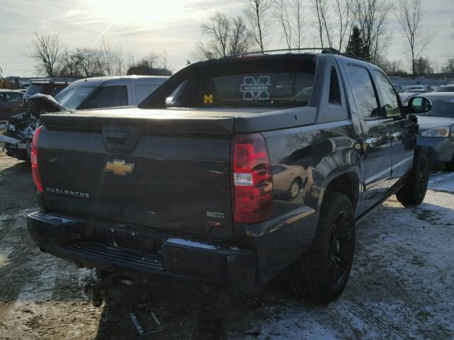 3GNTKGE32BG160048 - 2011 CHEVROLET AVALANCHE BLACK photo 4