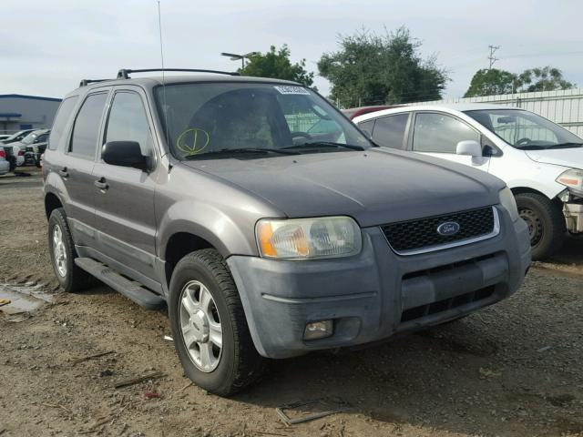 1FMCU03123KD74961 - 2003 FORD ESCAPE XLT GRAY photo 1