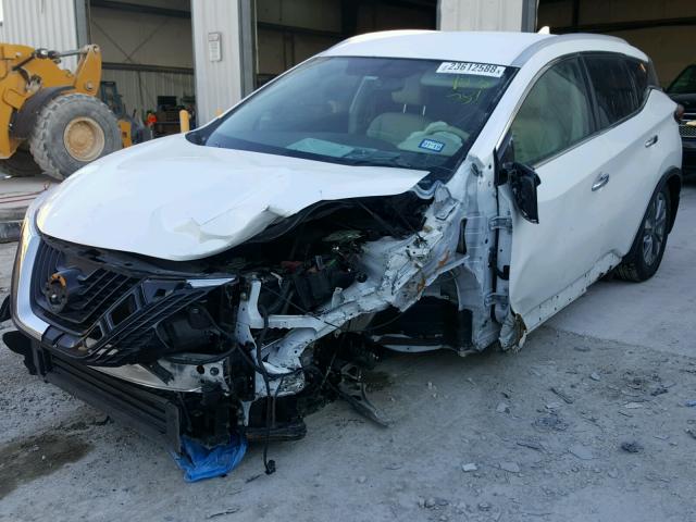 5N1AZ2MG2HN123581 - 2017 NISSAN MURANO S WHITE photo 2