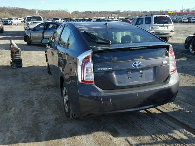 JTDKN3DUXD1718891 - 2013 TOYOTA PRIUS GRAY photo 3