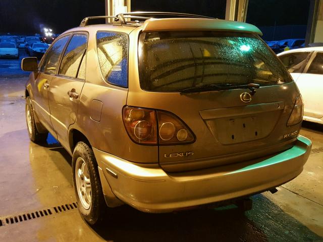 JT6HF10U4X0038827 - 1999 LEXUS RX 300 GOLD photo 3