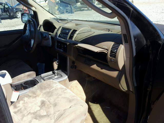 5N1AR18UX6C683383 - 2006 NISSAN PATHFINDER BLACK photo 5