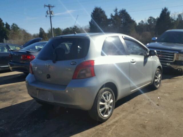 JTDJT923085216176 - 2008 TOYOTA YARIS GRAY photo 4