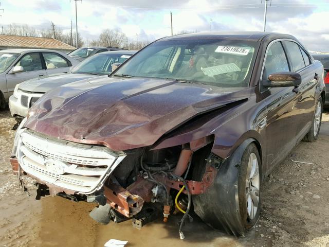 1FAHP2EW8CG111193 - 2012 FORD TAURUS SEL BURGUNDY photo 2