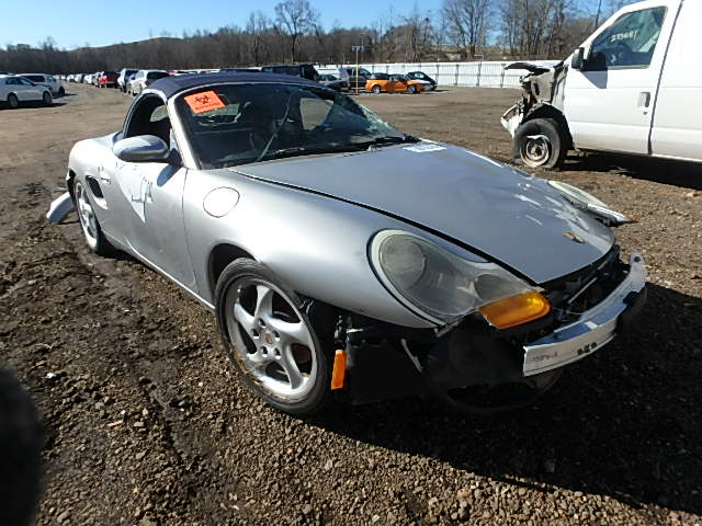 WP0CA2989XU629368 - 1999 PORSCHE BOXSTER SILVER photo 1