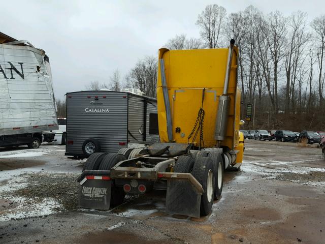 1FUJA6CK27PX35607 - 2007 FREIGHTLINER CONVENTION YELLOW photo 4