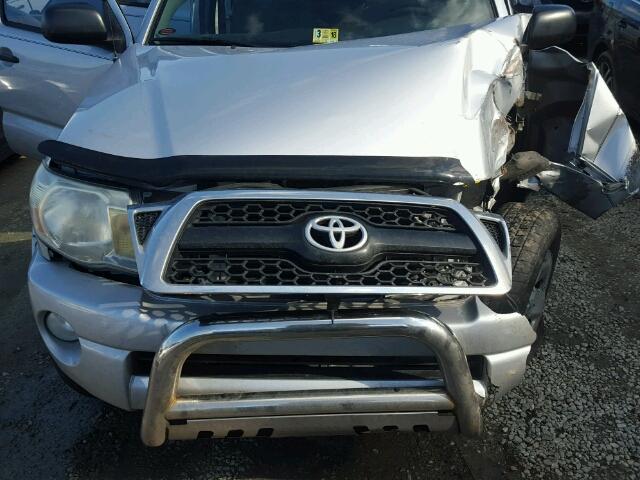 3TMJU4GN5BM119034 - 2011 TOYOTA TACOMA DOU SILVER photo 7