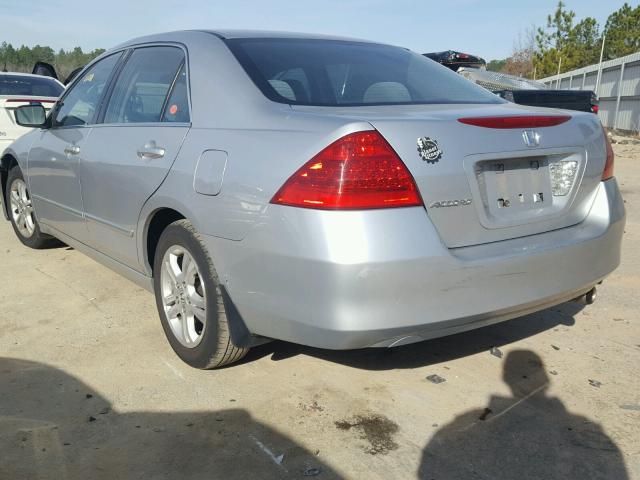 1HGCM56317A068409 - 2007 HONDA ACCORD SE SILVER photo 3