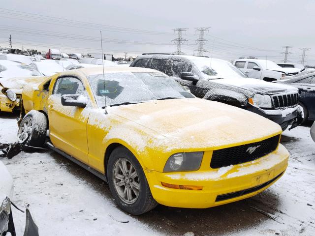 1ZVFT80N265227940 - 2006 FORD MUSTANG YELLOW photo 1