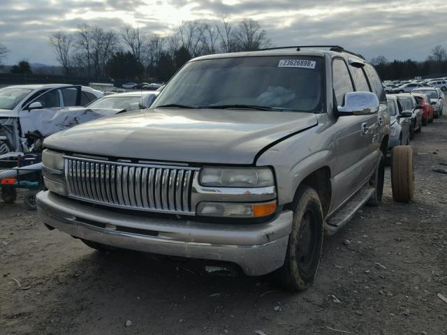 1GNEC13Z32J211405 - 2002 CHEVROLET TAHOE C150 BEIGE photo 2