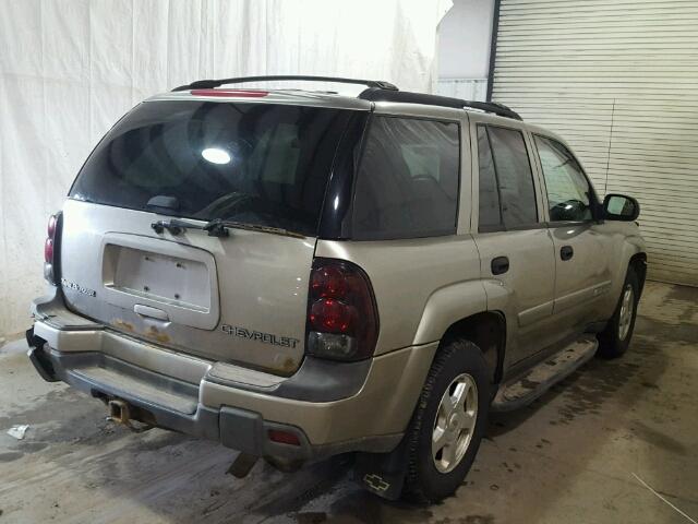 1GNDT13S432119911 - 2003 CHEVROLET TRAILBLAZE GRAY photo 4