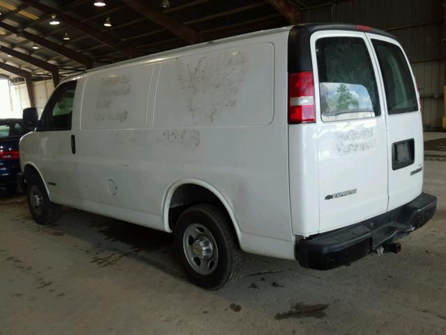 1GCGG25U931219779 - 2003 CHEVROLET EXPRESS G2 WHITE photo 3