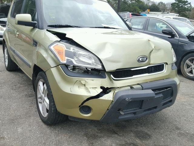 KNDJT2A23B7199899 - 2011 KIA SOUL + GREEN photo 9