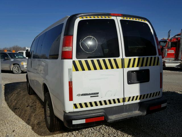 1GNZGXFA5D1185892 - 2013 CHEVROLET EXPRESS G3 WHITE photo 3