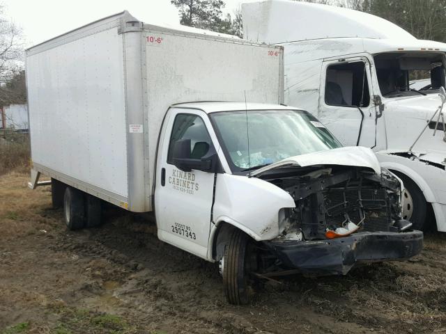 1GB3G3CG4E1154199 - 2014 CHEVROLET EXPRESS G3 WHITE photo 1