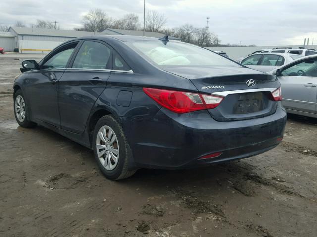 5NPEB4AC6BH118995 - 2011 HYUNDAI SONATA GLS GRAY photo 3